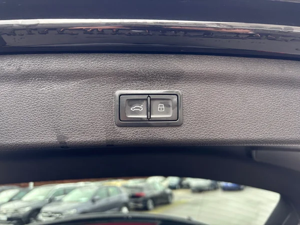 AUDI Q3 PHEV (2022) — foto 13 van 20