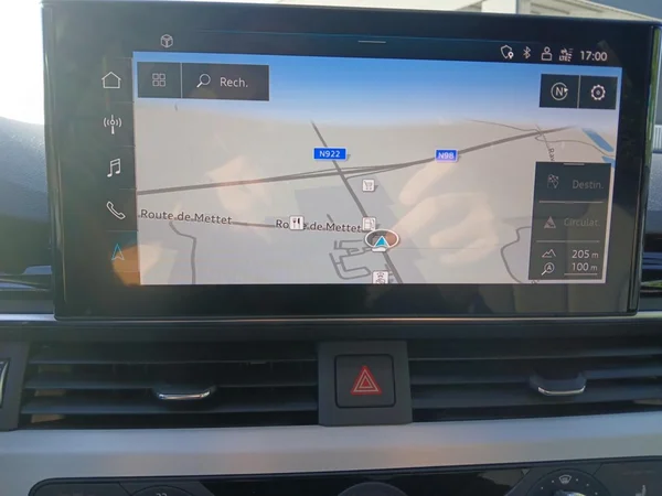AUDI A4 Avant (2023) — foto 18 van 18