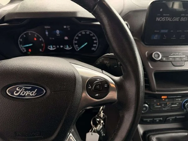Ford Tourneo Connect (2019) — foto 15 van 24