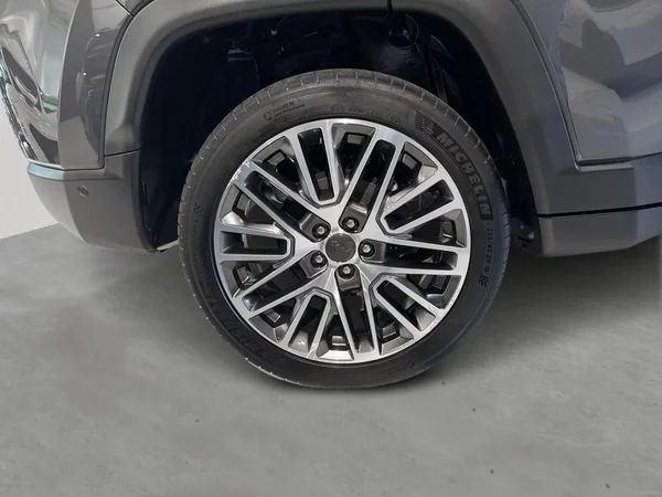 Jeep Compass (2023) — foto 14 van 16