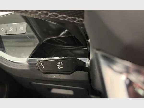 Audi Q3 (2023) — foto 14 van 27