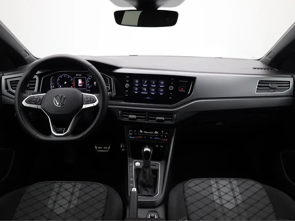 VOLKSWAGEN Taigo (2023) — foto 19 van 20