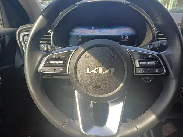 Kia XCeed (2025) — foto 2 van 23