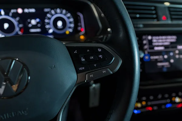 Volkswagen Tiguan (2022) — foto 21 van 37