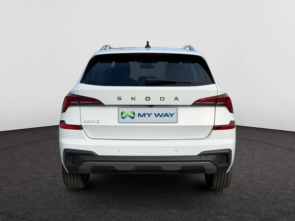 SKODA Kamiq (2024) — foto 2 van 24