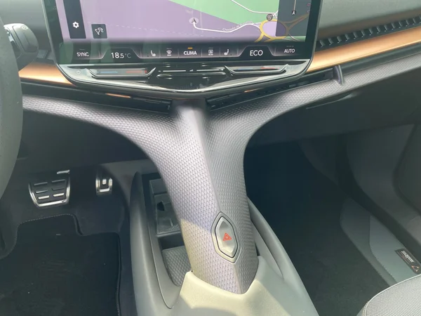 CUPRA Tavascan (2026) — foto 7 van 21