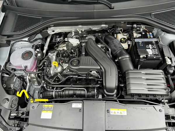 VOLKSWAGEN T-Roc (2025) — foto 10 van 24