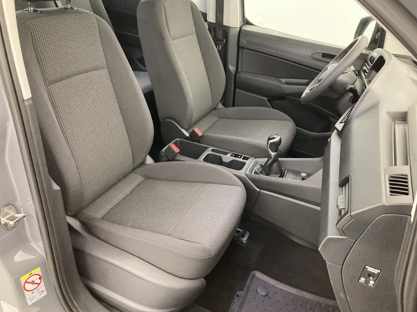 VOLKSWAGEN Caddy Maxi (2024) — foto 28 van 36