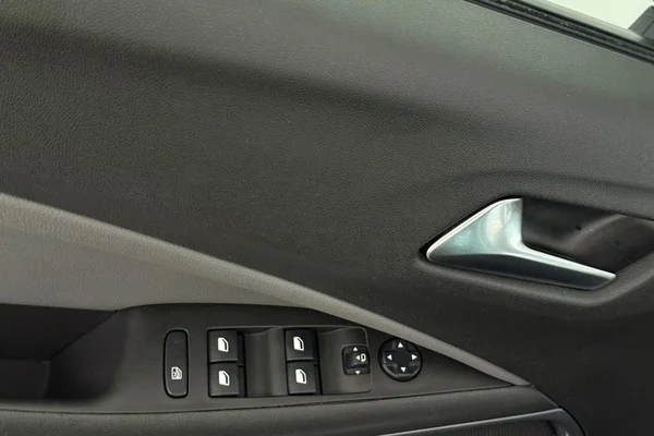 Opel Crossland (2021) — foto 5 van 28