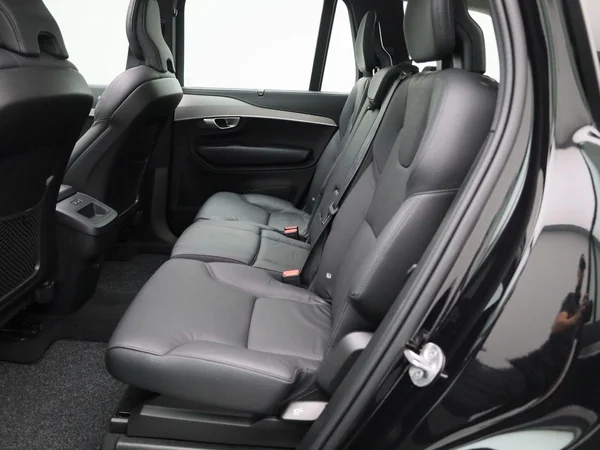 Volvo XC90 (2024) — foto 3 van 42