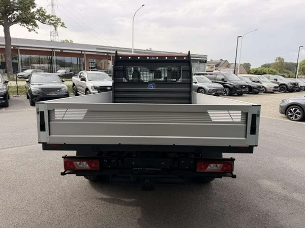 Ford Transit — foto 18 van 21