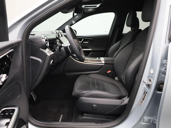 Mercedes-Benz GLC (2025) — foto 2 van 47