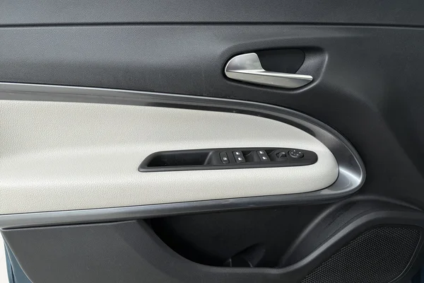 Fiat 600 (2025) — foto 8 van 21