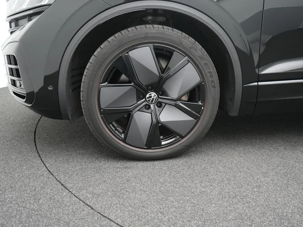 VOLKSWAGEN Touareg eHybrid (PHEV) (2023) — foto 21 van 23