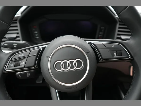 AUDI A1 Allstreet (2025) — foto 9 van 25