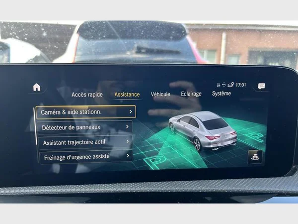 Mercedes-Benz CLA 180 (2021) — foto 20 van 33