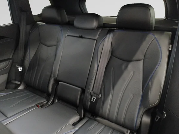 VOLKSWAGEN Tayron eHybrid (PHEV) (2025) — foto 3 van 15