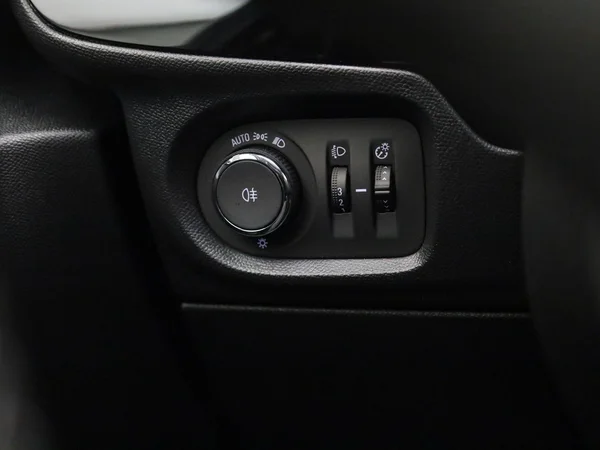 Opel Corsa-e (2023) — foto 16 van 36