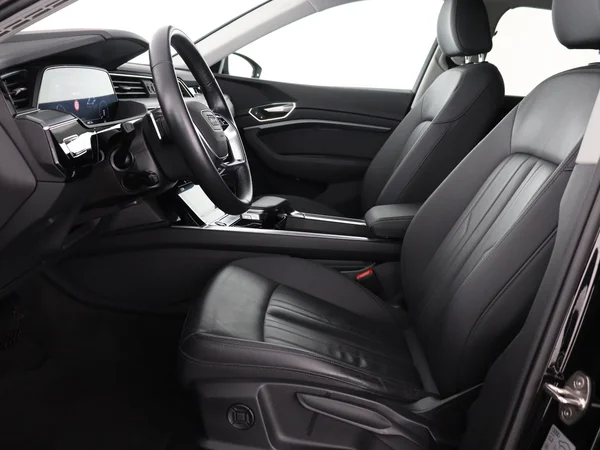 AUDI e-tron (2022) — foto 2 van 30