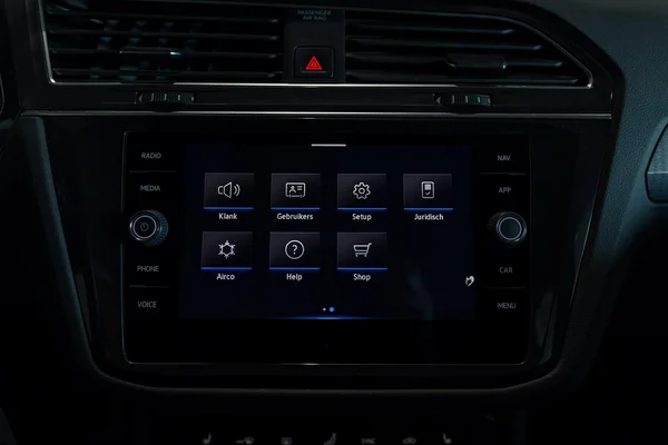 Volkswagen Tiguan (2022) — foto 25 van 37