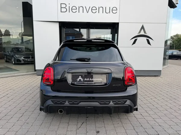 Mini Cooper (2021) — foto 21 van 25