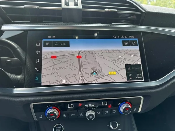 Audi Q3 (2022) — foto 19 van 35