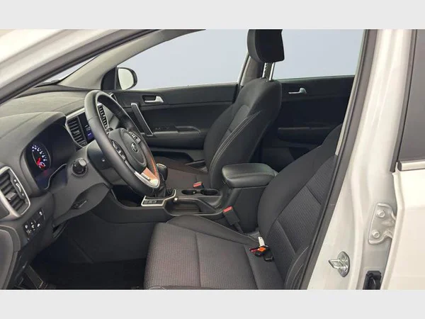 Kia Sportage (2021) — foto 15 van 15