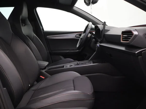 CUPRA Leon Sportstourer (2023) — foto 26 van 26