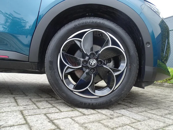 Alfa Romeo Junior (2026) — foto 3 van 31