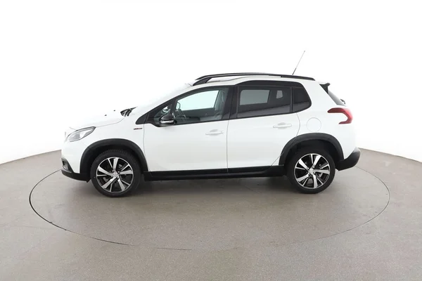 Peugeot 2008 (2008) — foto 9 van 16