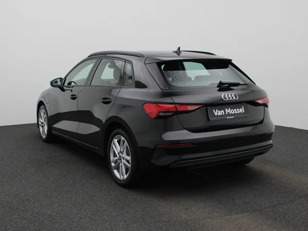 Audi A3 (2021) — foto 12 van 45