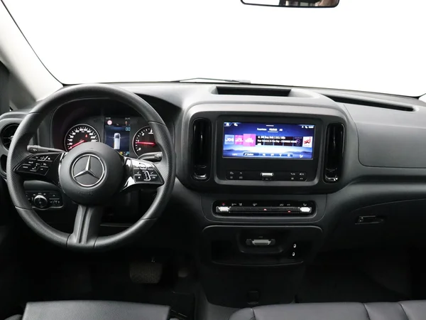 Mercedes-Benz Vito (2025) — foto 13 van 26