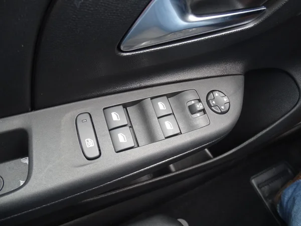 Opel Corsa (2024) — foto 10 van 24