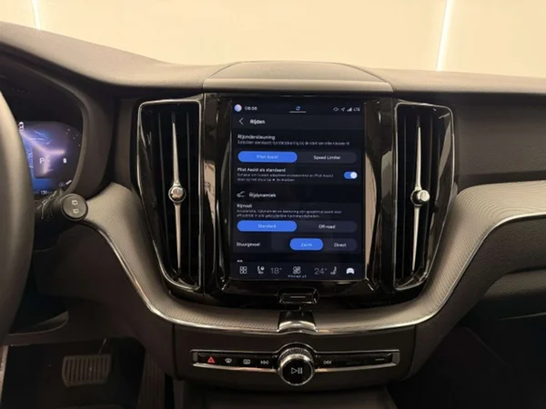Volvo XC60 (2024) — foto 7 van 20