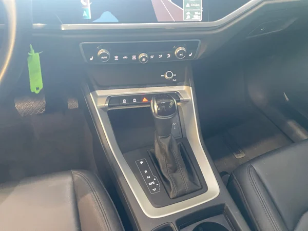 AUDI Q3 (2022) — foto 3 van 19
