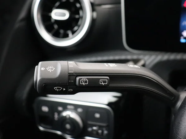 MERCEDES A 180 (2020) — foto 15 van 26