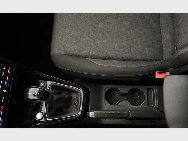 Volkswagen T-Cross (2025) — foto 3 van 31