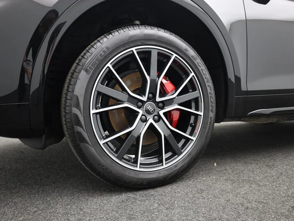 AUDI Q5 Sportback PHEV (2025) — foto 5 van 25
