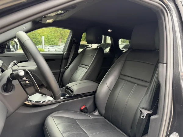 Land Rover Range Rover Evoque (2023) — foto 14 van 18
