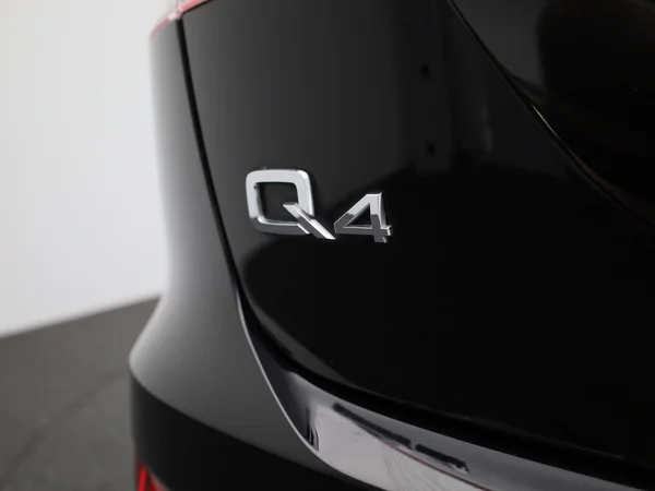 Audi Q4 Sportback e-tron (2023) — foto 38 van 52
