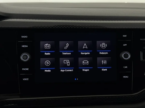 VOLKSWAGEN Taigo (2025) — foto 10 van 28