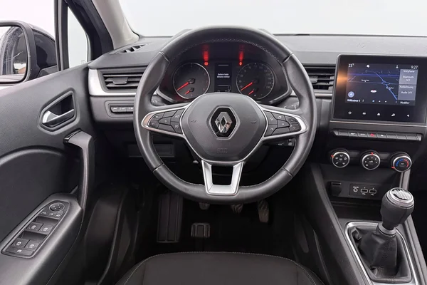 Renault Captur (2021) — foto 4 van 39