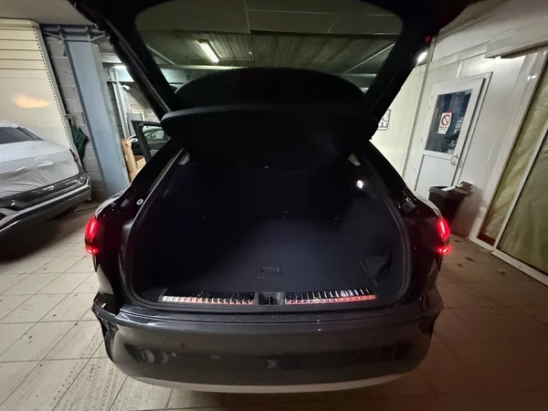 AUDI Q3 Sportback (2025) — foto 8 van 17