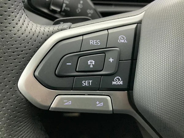 VOLKSWAGEN T-Roc (2026) — foto 19 van 36