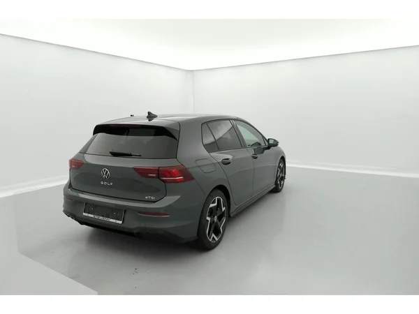 VOLKSWAGEN Golf VIII (2025) — foto 4 van 36
