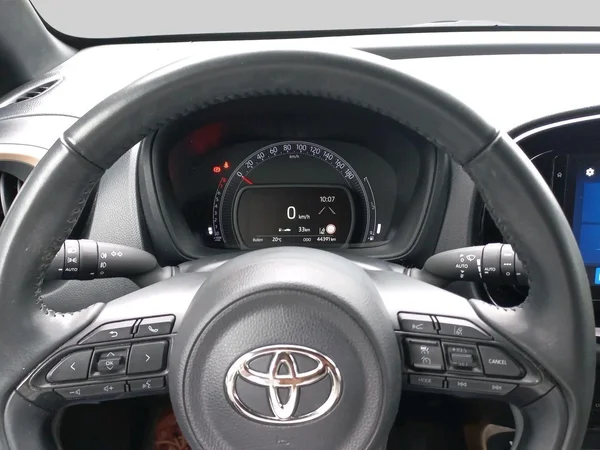 Toyota Aygo (2023) — foto 3 van 23