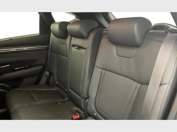 Hyundai TUCSON (2021) — foto 3 van 30