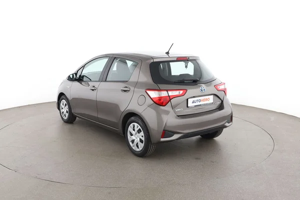 Toyota Yaris (2018) — foto 10 van 16