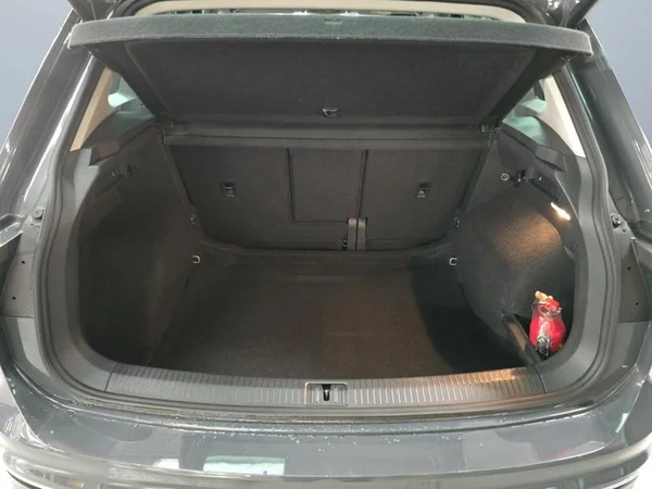 VOLKSWAGEN Tiguan Dsl (2021) — foto 24 van 32