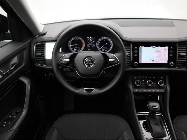 SKODA Kodiaq (2022) — foto 5 van 22